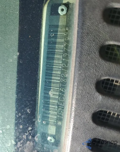 2002 Chevrolet Suburban C1500 из США, поврежденный, VIN 1GNEC16T82J219779